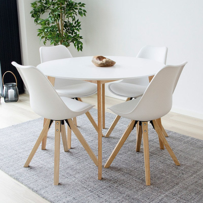 Billig spisebordsstol med ben i træ med dansk design