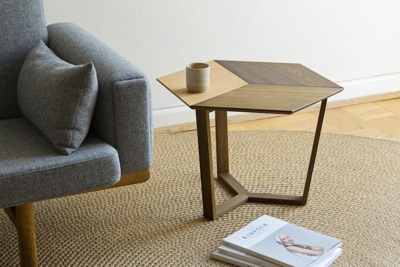 Dansk designet sofabord i flere farvet egetræ