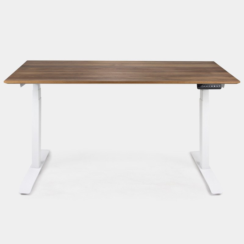 Hæve-sænkebord i valnød med hvidt stålstel
