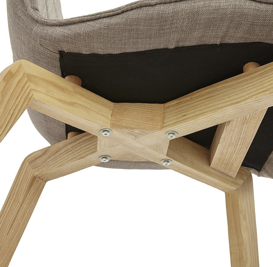 Kokoon Design spisebordsstol model Hardy i stof og træ