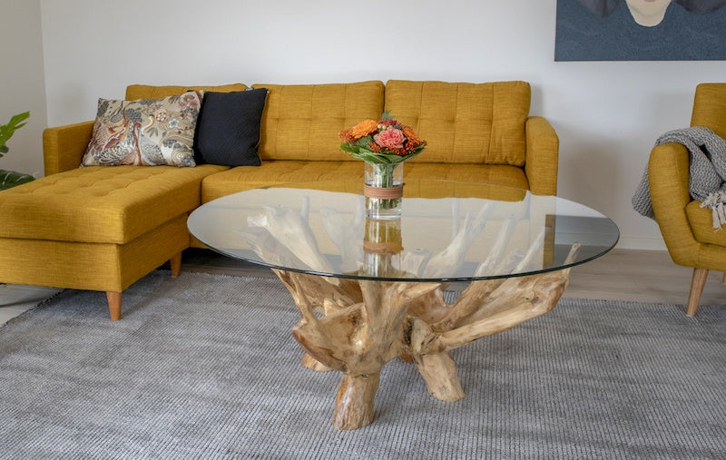 Rundt sofabord i teaktræ og glas bordplade i smukt dansk design 