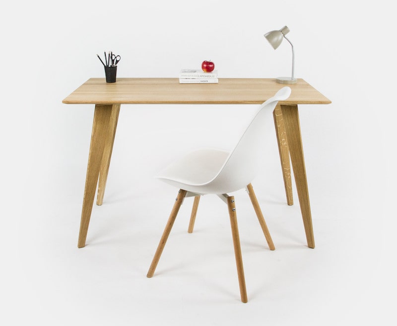 Skrivebord på 120x60 cm i egetræ