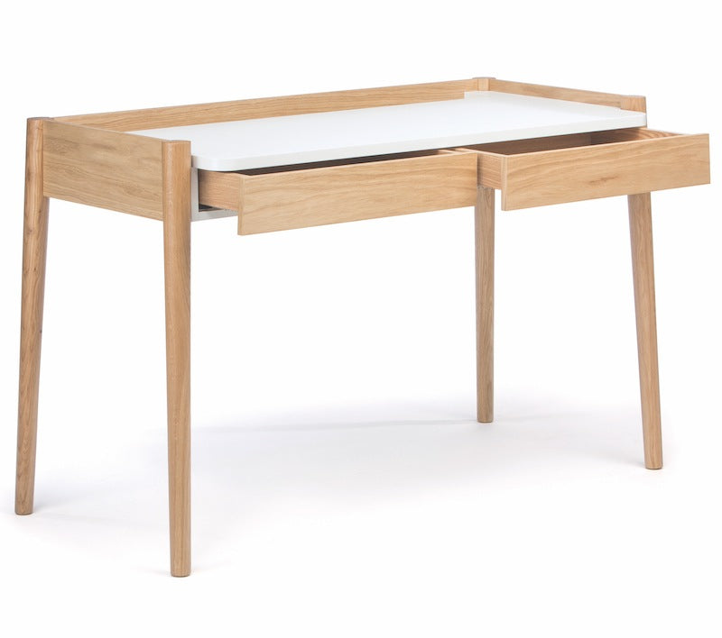 Skrivebord med hvid bordplade og egeben