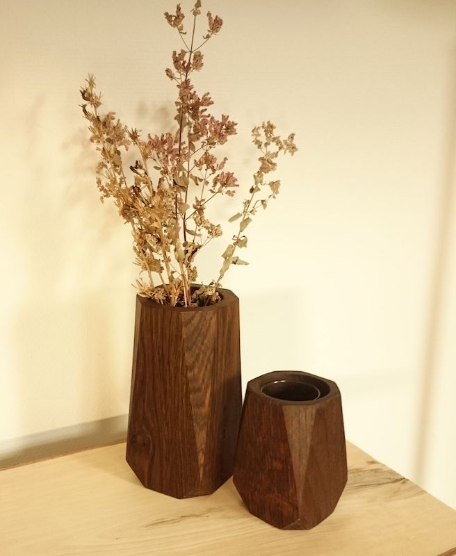 Vaser i træ til sofabordet eller vindueskarmen