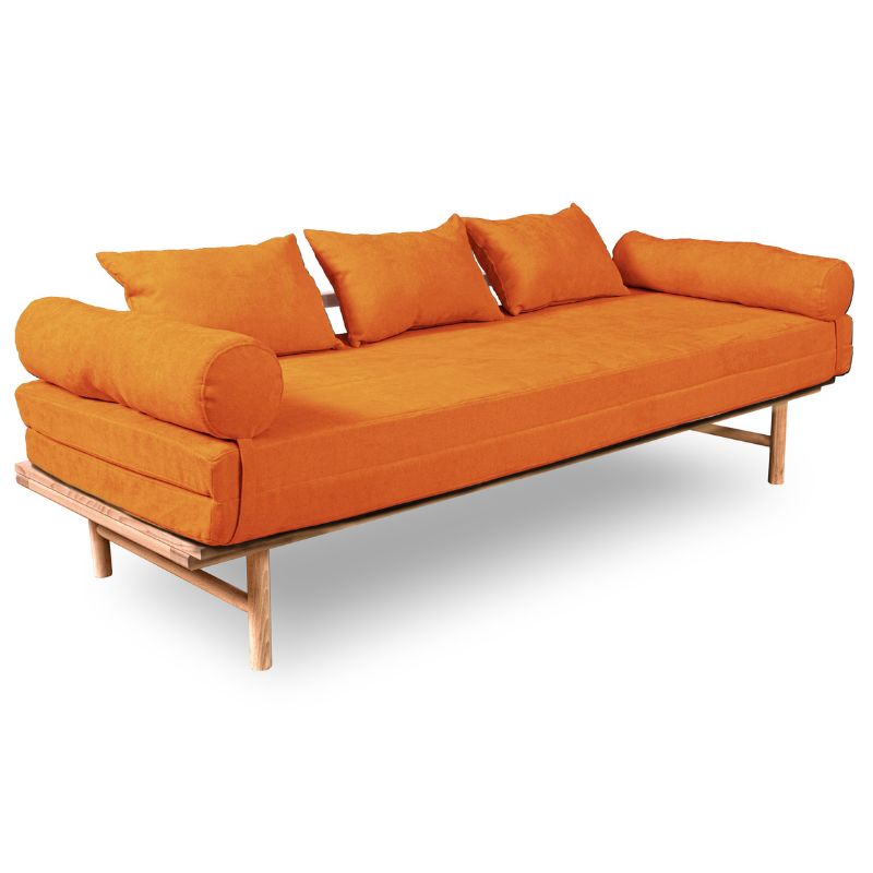 Sofa i bøgetræ med orange betræk
