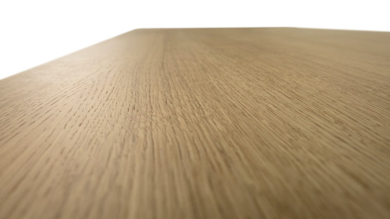 Træ spisebord med længde på 220 cm
