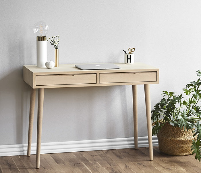 Dansk designet skrivebord fra Hove Home