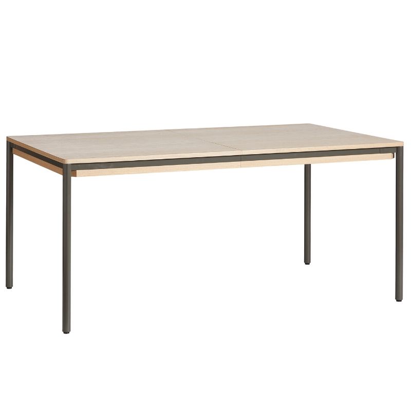 Piezas spisebord på 160 x 95 cm i egetræ og metal fra WOUD