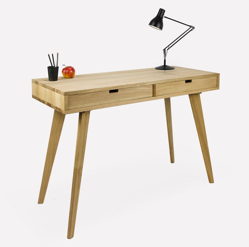 Skrivebord i egetræ fra danske Wood To You