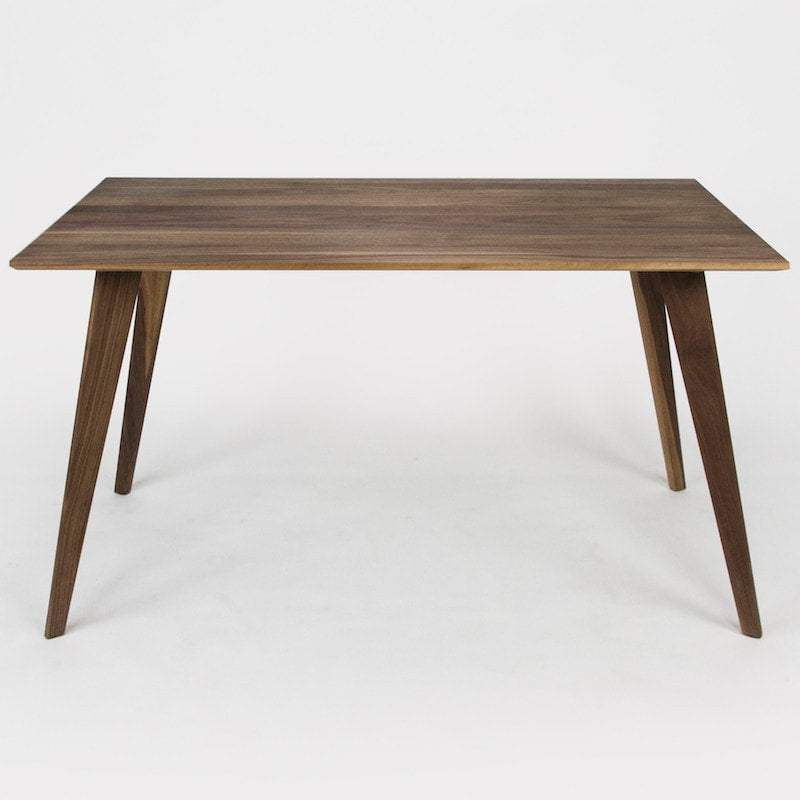 Skrivebord i valnøddetræ på 132x65x63 cm