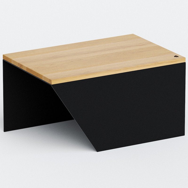 Sofabord i egetræ og sort metal på 66x44x35 cm