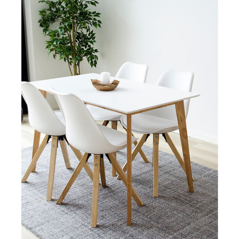 Spisebord på 120 x 70 x 75 cm fra House Nordic