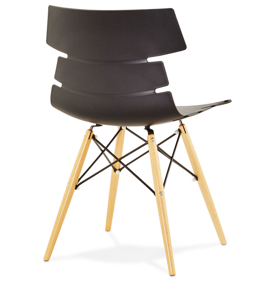 Spisebordsstol med unikt design i sort polypropylen 