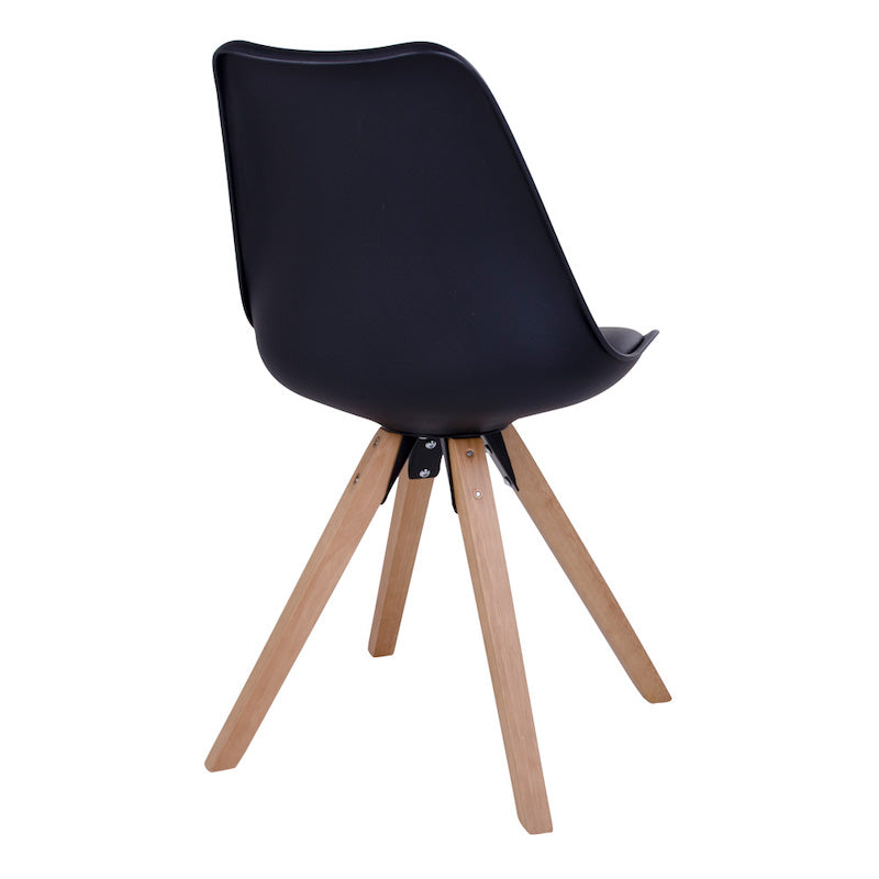 Spisebordsstol med sort sæde og træben