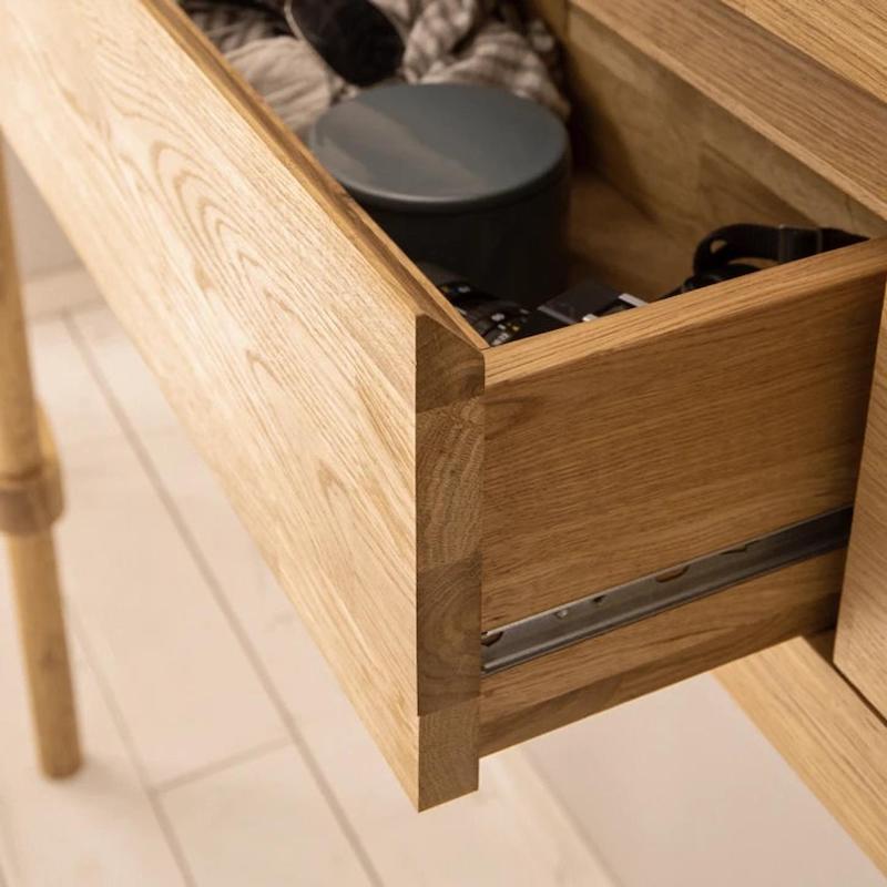 V gh ngt Kommode Med To Skuffer I Egetr P 120x25x30 Cm Wood To You v-gh-ngt-kommode-med-to-skuffer-i-egetr-p-120x25x30-cm-wood-to-you