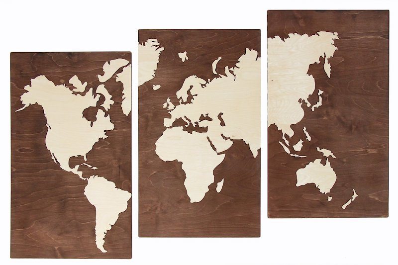 Træ verdenskort til væg bestående af 3 dele