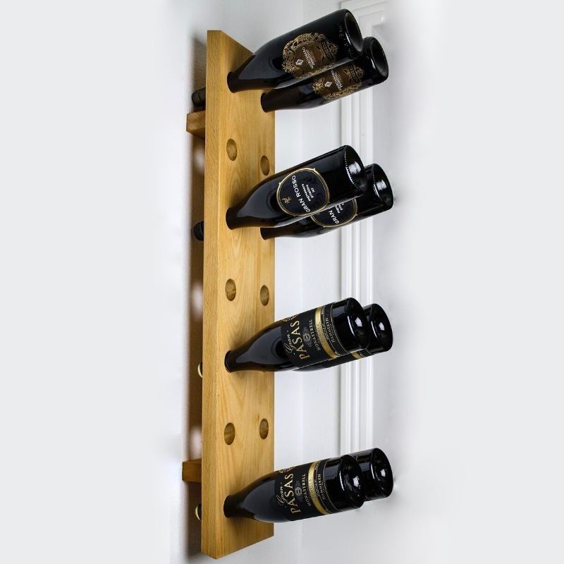 Væghængt vinholder til 14 flasker vin fra Godske design